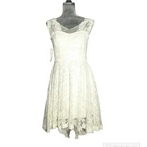 Sapphire Bridal Dress 8 NWT